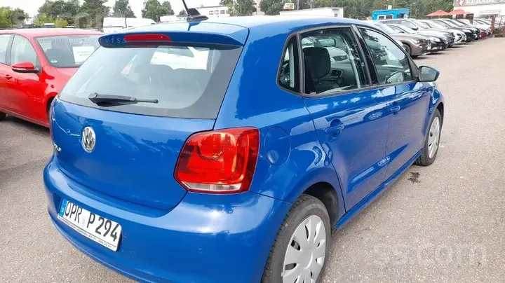 Volkswagen Polo 2009 photo 4