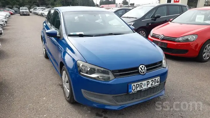 Volkswagen Polo 2009 photo 2