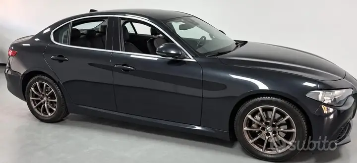 Alfa Romeo Giulia 2017 photo 5