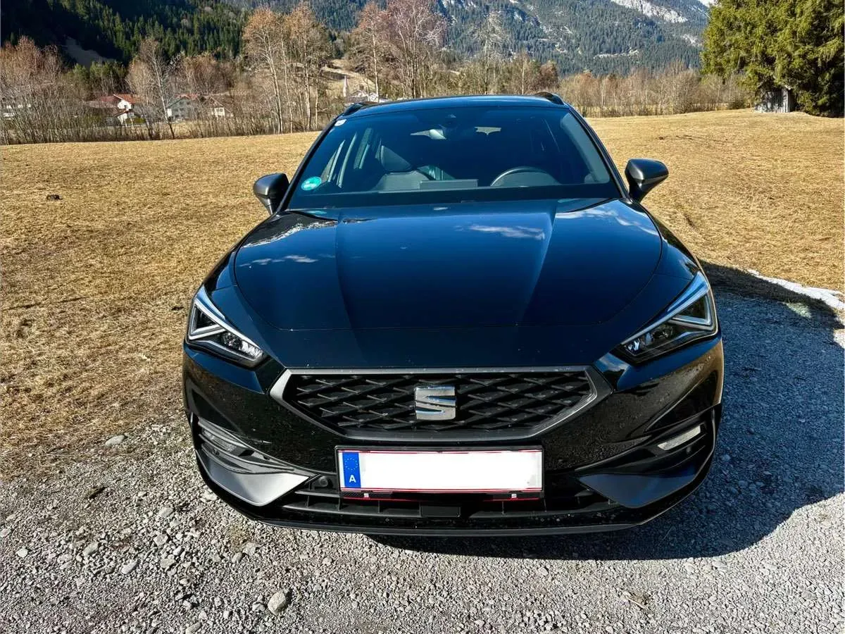 Seat Leon 2021 photo 2