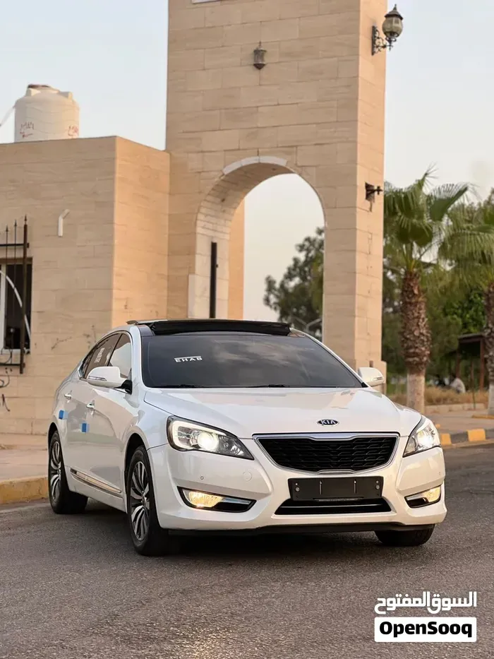 Kia Cadenza 2012 photo 5
