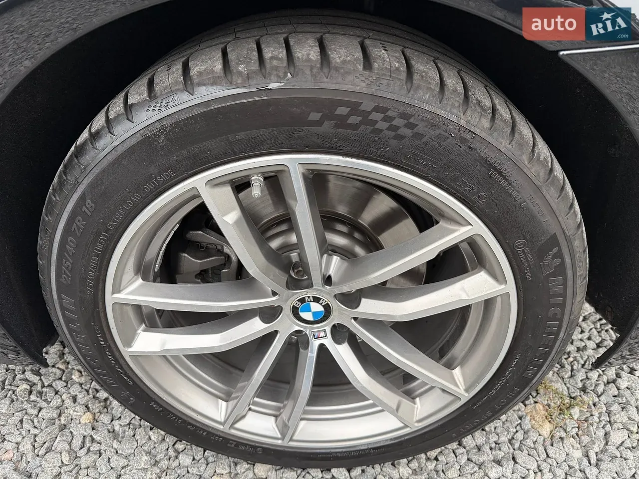 BMW 5 Series 2019 photo 5