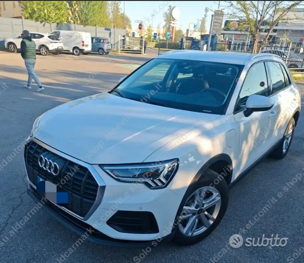 Audi Q3 2022 photo 3