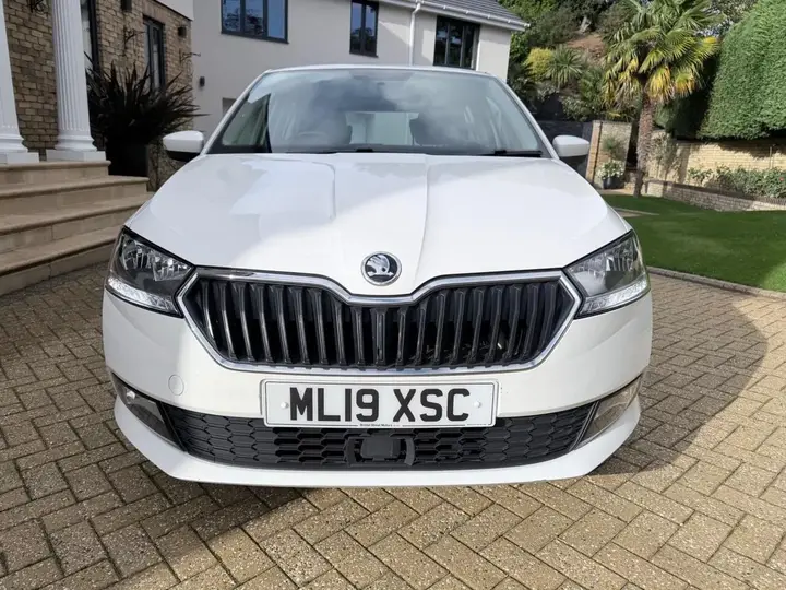 Skoda Fabia 2019 photo 2