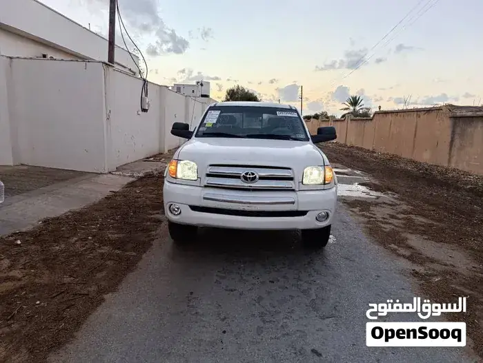 Toyota Tundra 2005 photo 2