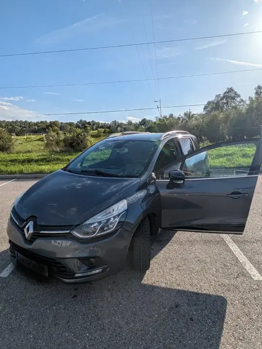 Renault Clio Grandtour 2017 photo 2