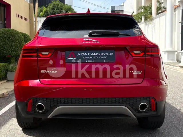 Jaguar E-Pace 2020 photo 5