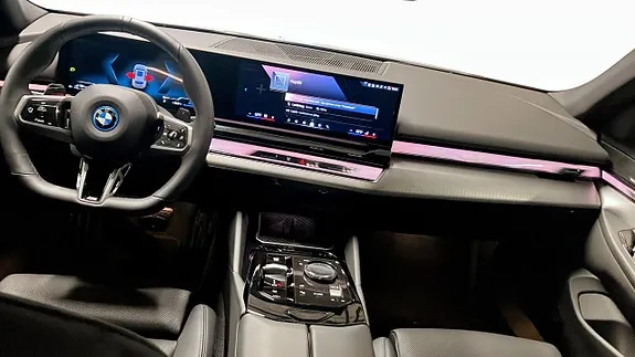 BMW 530E 2026 photo 4
