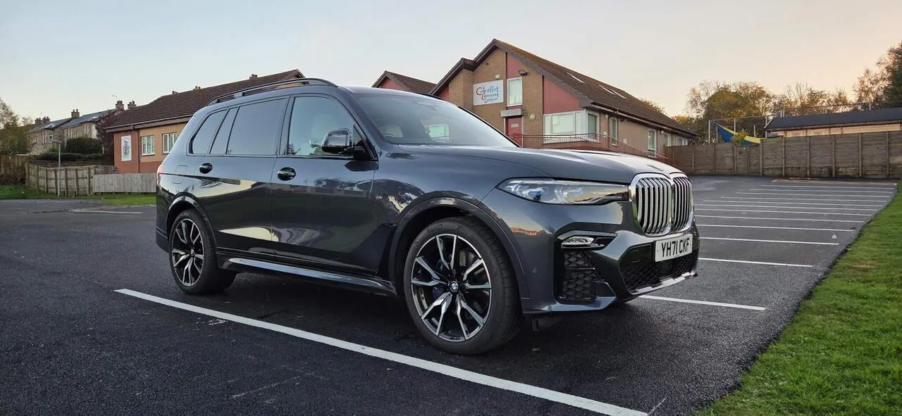 BMW X7 2021 photo 2