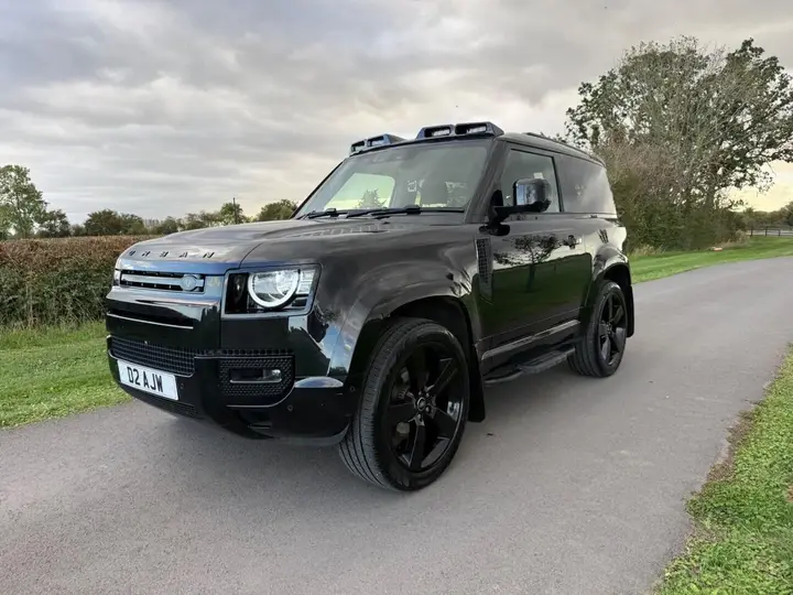 Land Rover Defender 90 2021 photo 3