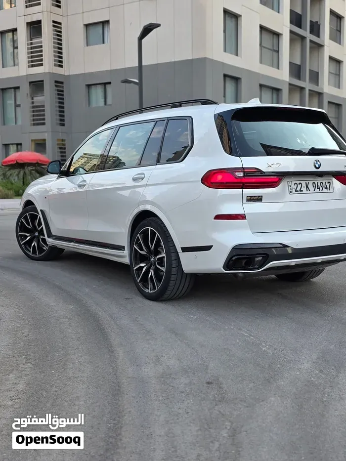BMW X7