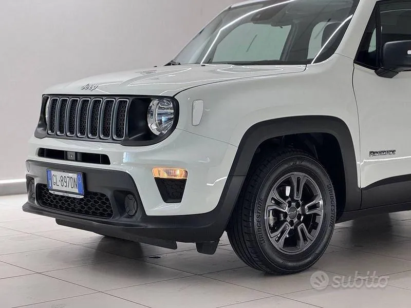 Jeep Renegade 2022 photo 3