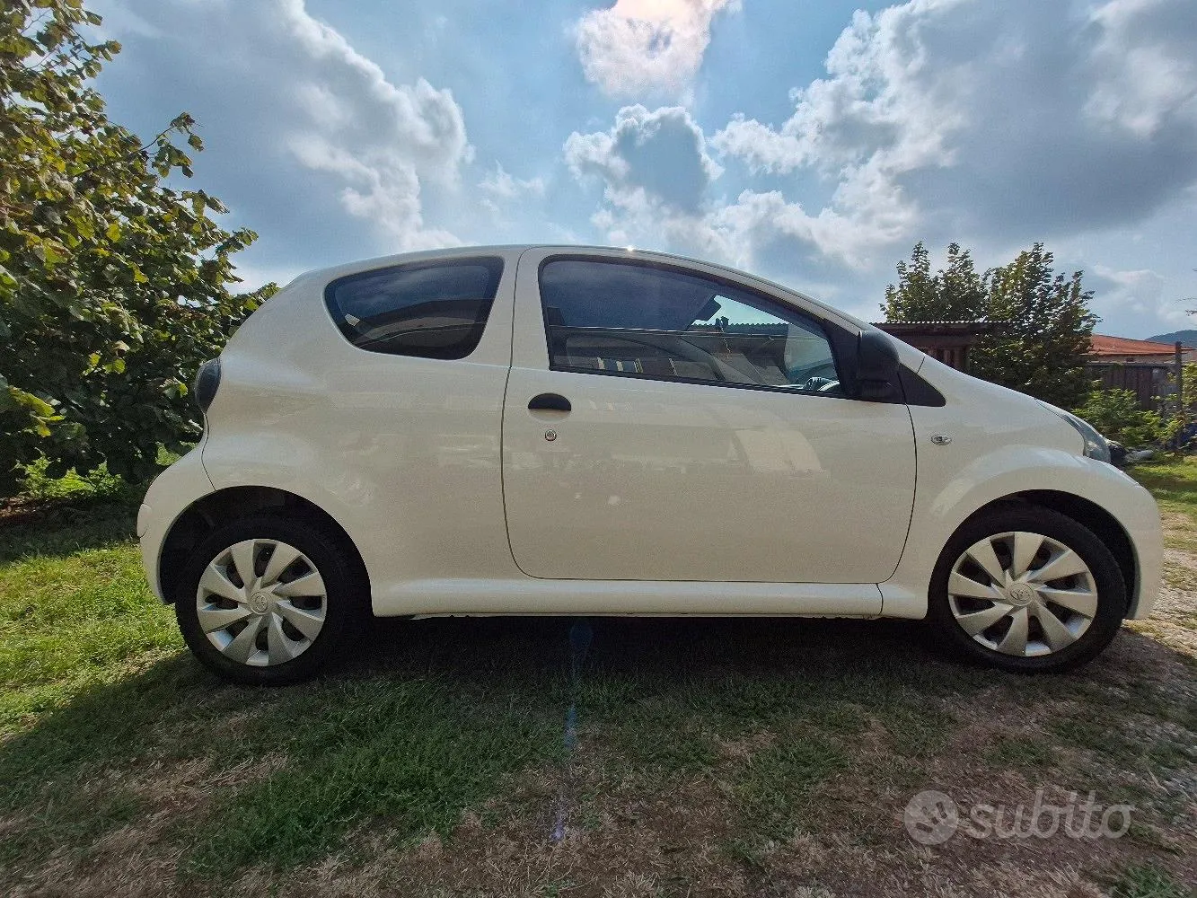 Toyota Aygo 2014 photo 2
