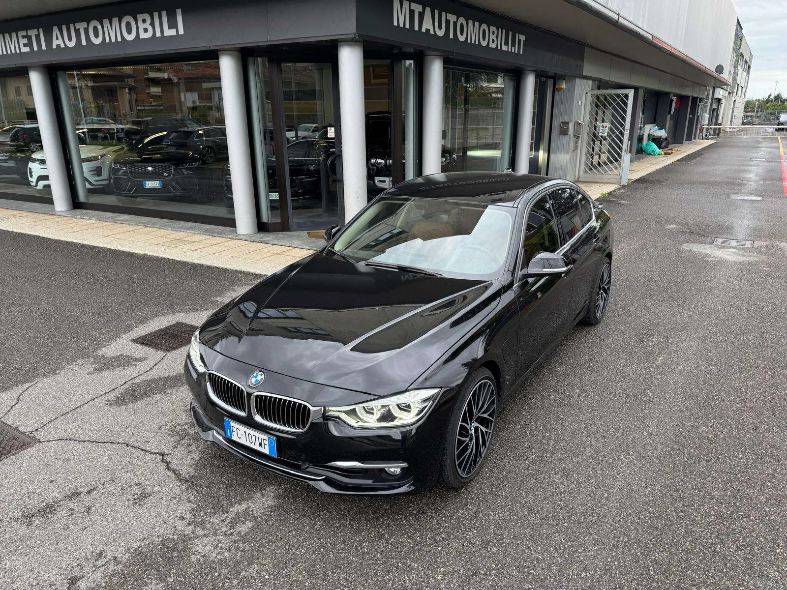 BMW 330 Berlina 2016 photo 2
