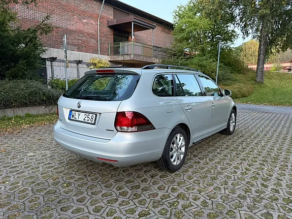 Volkswagen Golf Vi 2011 photo 3