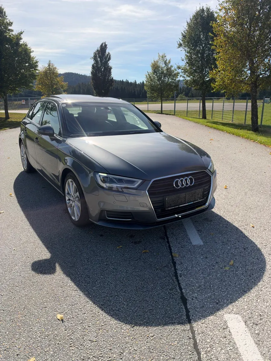 Audi A3 2018 photo 2