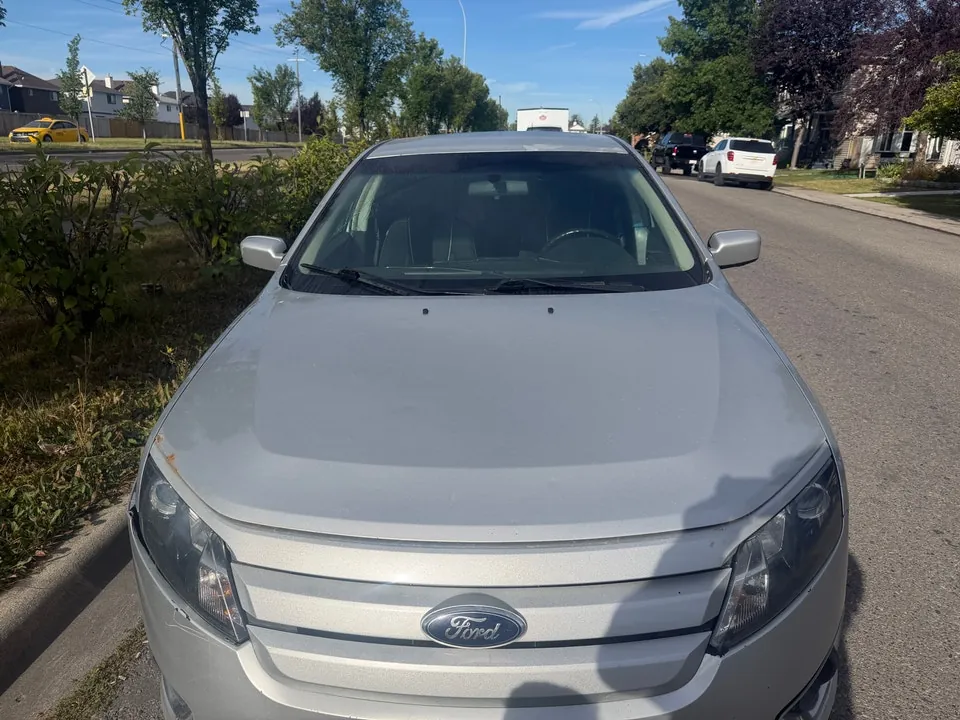 Ford Fusion 2012 photo 2