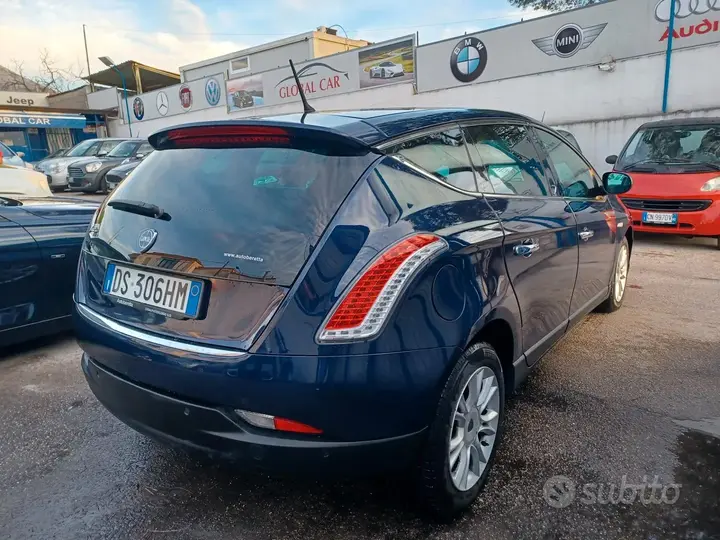 Lancia Delta 2008 photo 4