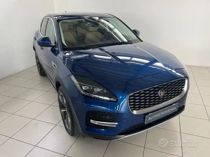 Jaguar E-Pace 2022 photo 5