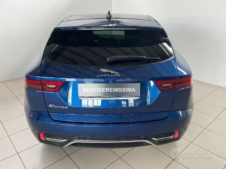 Jaguar E-Pace 2022 photo 3