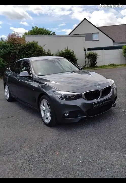BMW 318D 2018 photo 3
