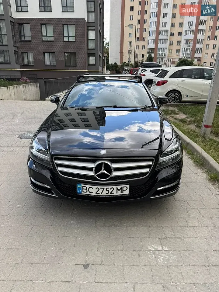 Mercedes-Benz Cls-Class 2012 photo 2
