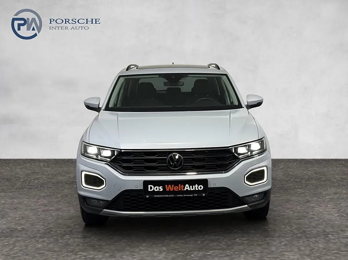 Volkswagen T-Roc 2021 photo 2