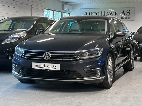 Volkswagen Passat 2017 photo 2