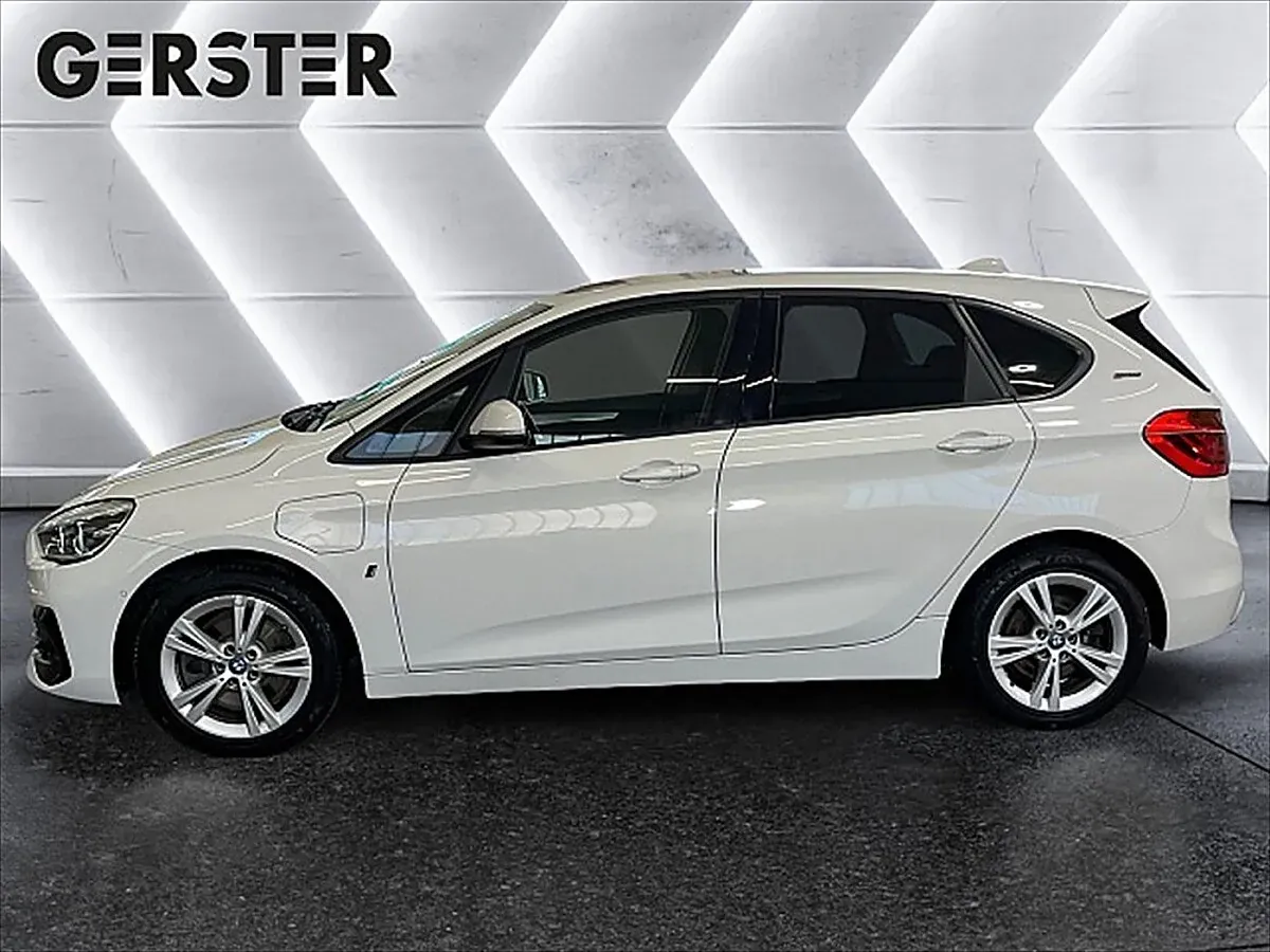 BMW 2 Series 2019 photo 3