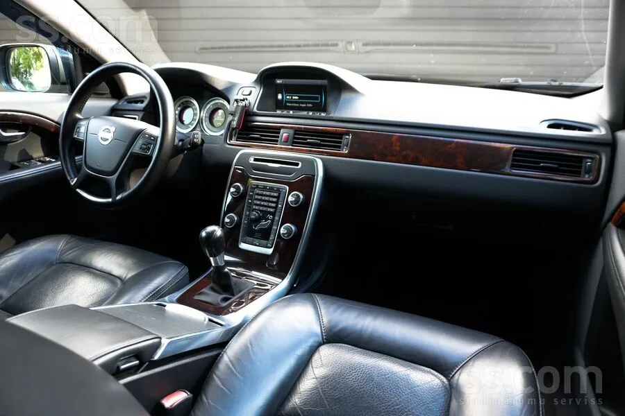 Volvo Xc 70 2011 photo 5