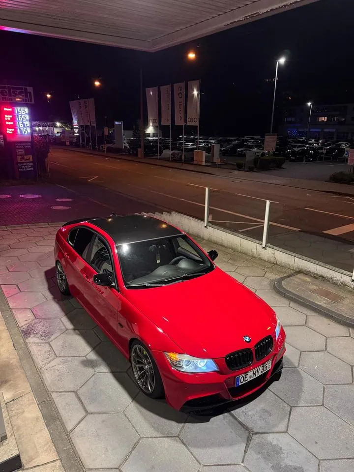 BMW E90