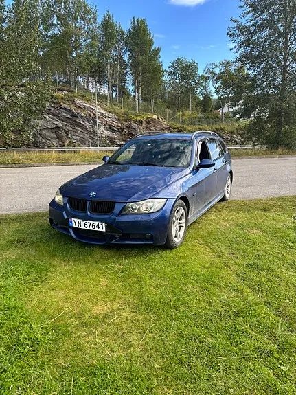 BMW 318D 2006 photo 2