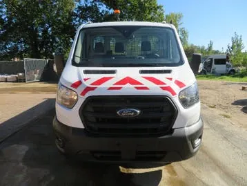 Ford Transit 2024 photo 2