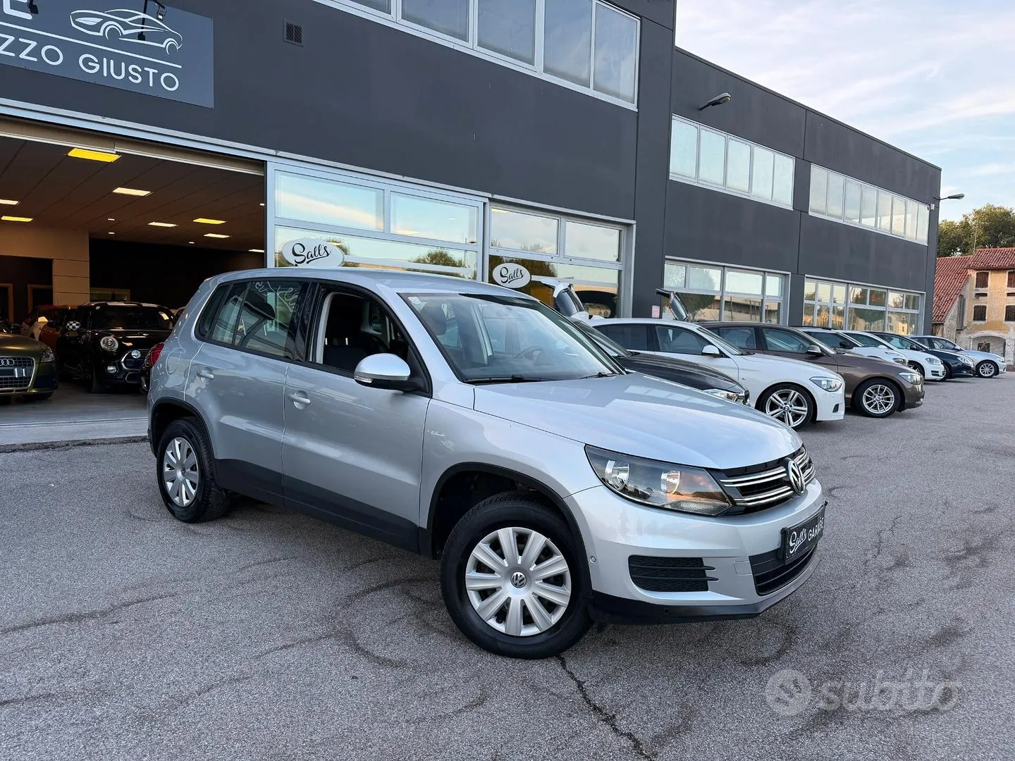 Volkswagen Tiguan 2012 photo 3