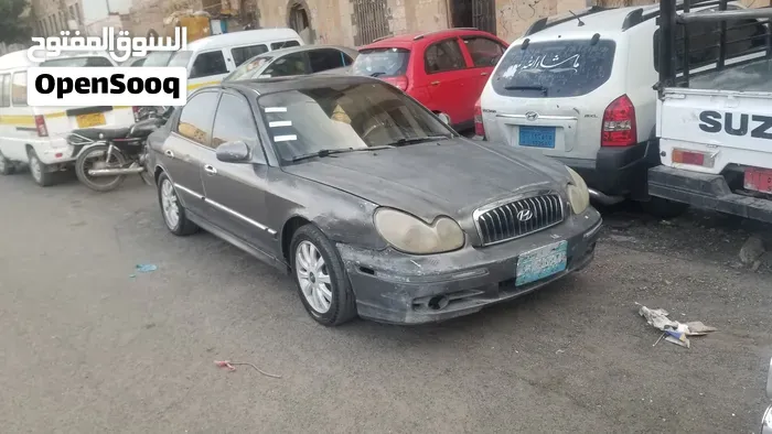 Hyundai Sonata 2004 photo 2