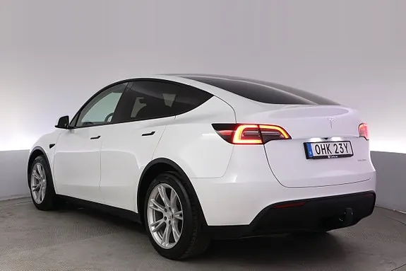 Tesla Model Y 2023 photo 4