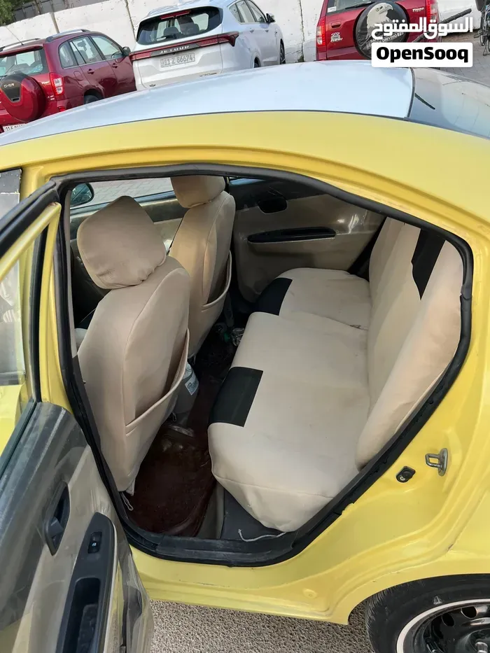 Hyundai Accent 2011 photo 2