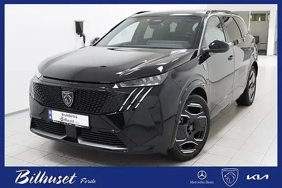 Peugeot E-5008