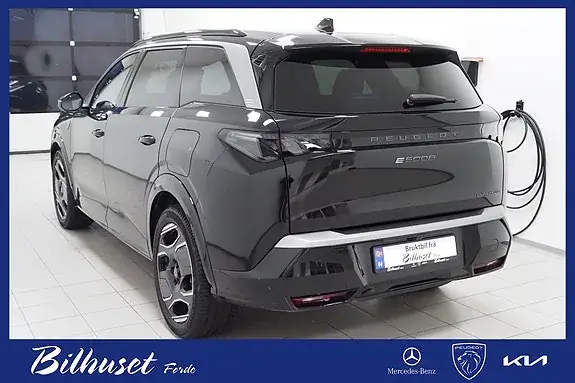 Peugeot E-5008 2026 photo 2