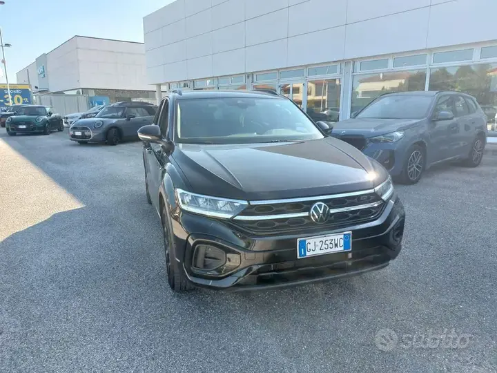 Volkswagen T-Roc 2022 photo 2