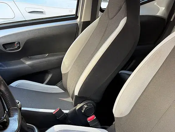 Toyota Aygo 2015 photo 5