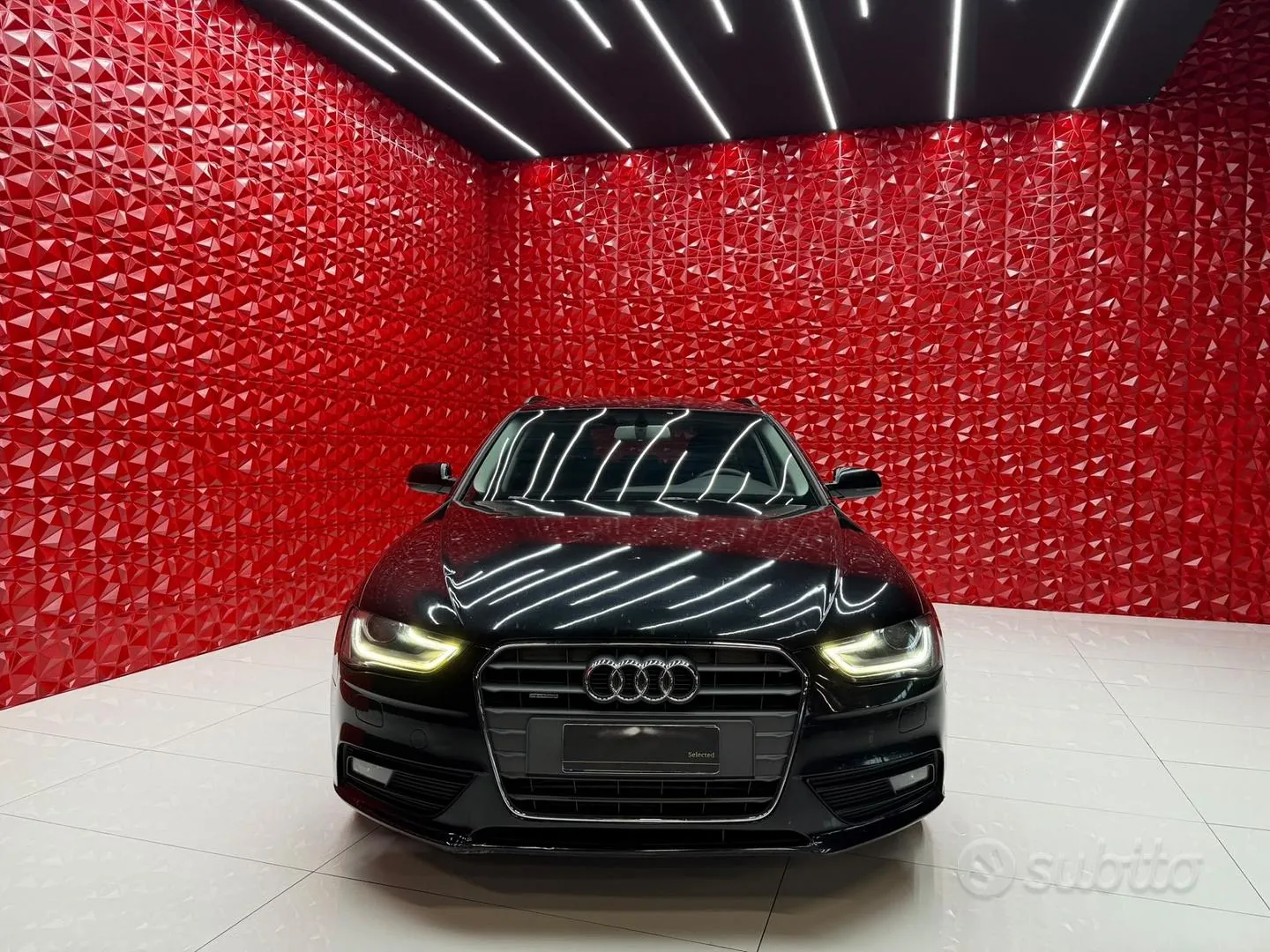 Audi A4 2014 photo 2