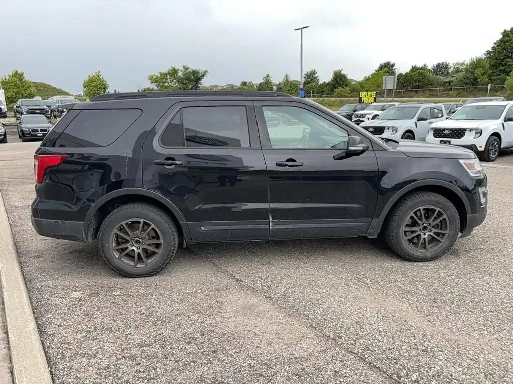 Ford Explorer 2017 photo 4