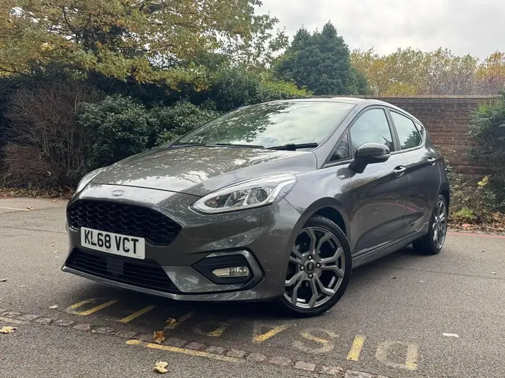 Ford Fiesta 2019 photo 2