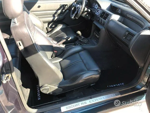 Ford Escort 1993 photo 4