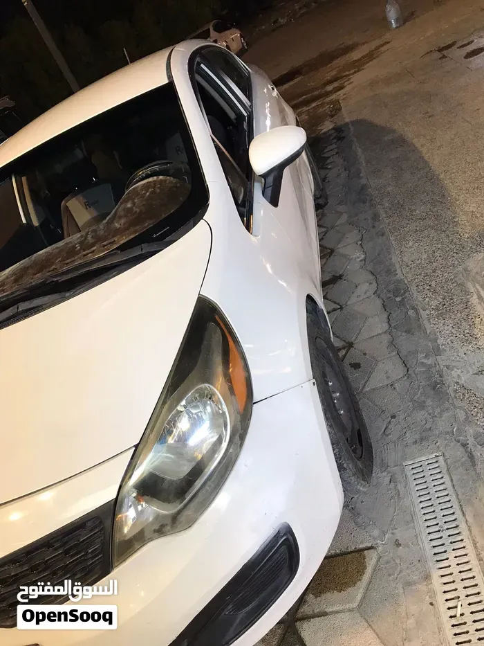 Kia Rio 2015 photo 3