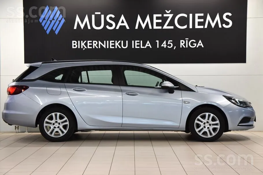 Opel Astra 2019 photo 4