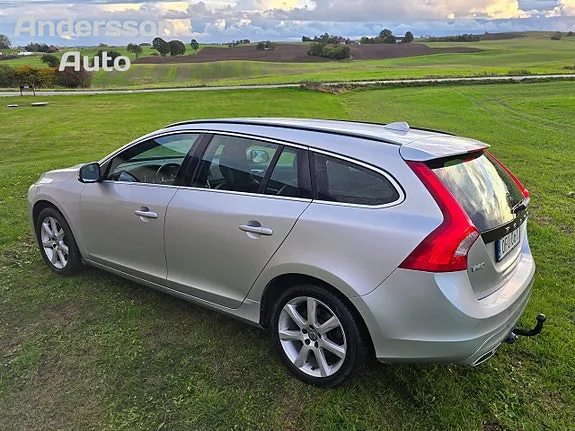 Volvo V60 2017 photo 4