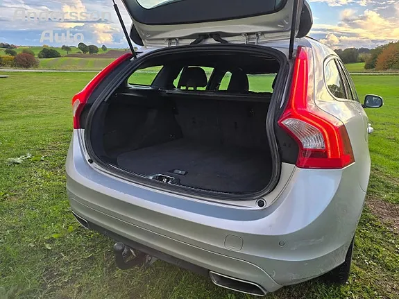 Volvo V60 2017 photo 5