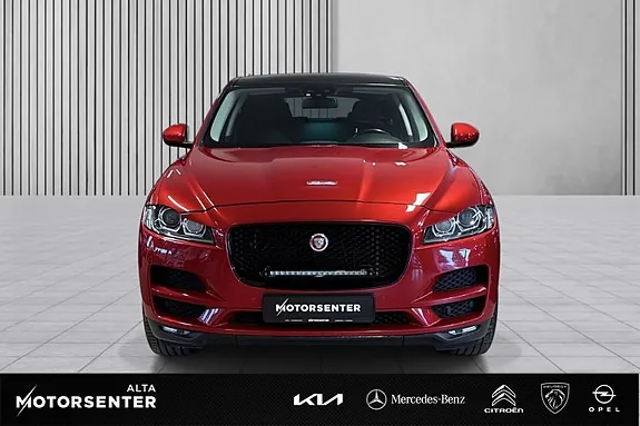 Jaguar F-Pace 2018 photo 2